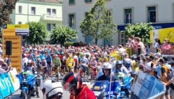 Tour de France: Bob Jungels gagne en solitaire entre Aigle et Châtel